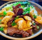 Best N9. House Yummy Noodle Soup 招牌湯麵(蝦、雞、叉燒) in Portland, OR